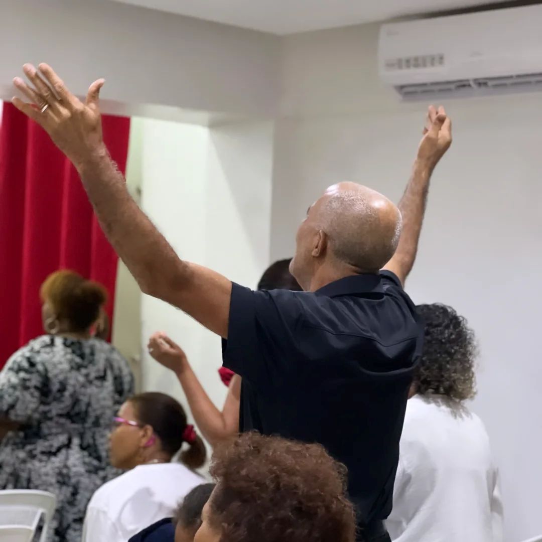 Oración en Iglesia Consumado Es